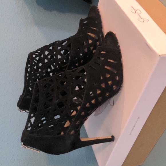 INC Cage Suede Stiletto Pump - Picture 1 of 4
